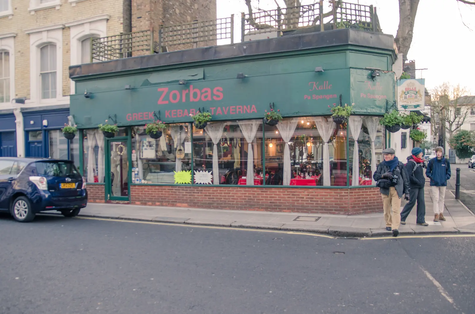 어바웃 타임의 촬영지인 Zorbas, London